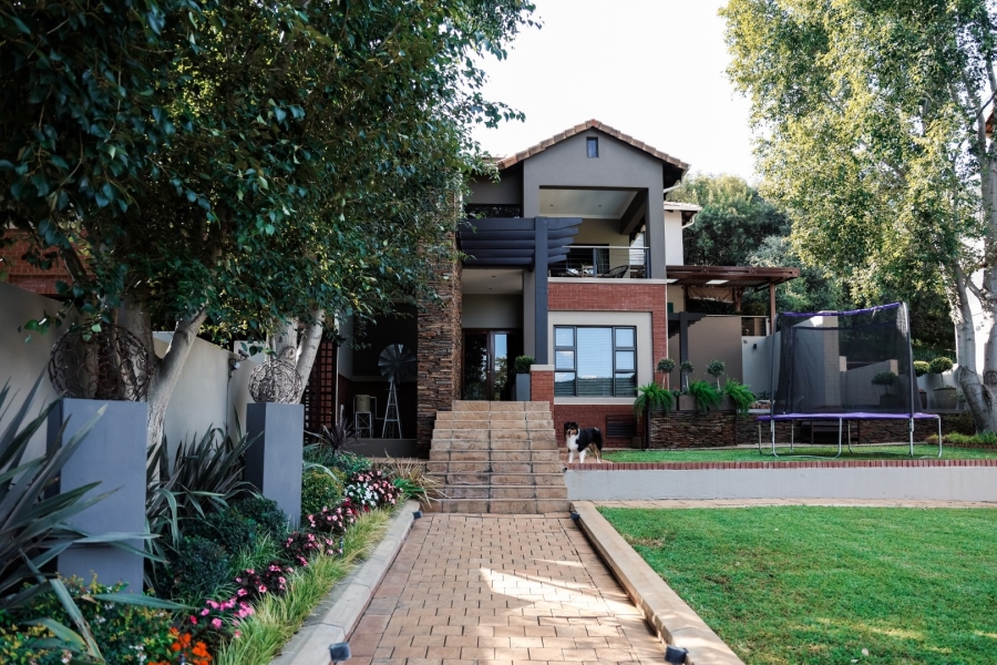 5 Bedroom Property for Sale in Xanadu Eco Park North West